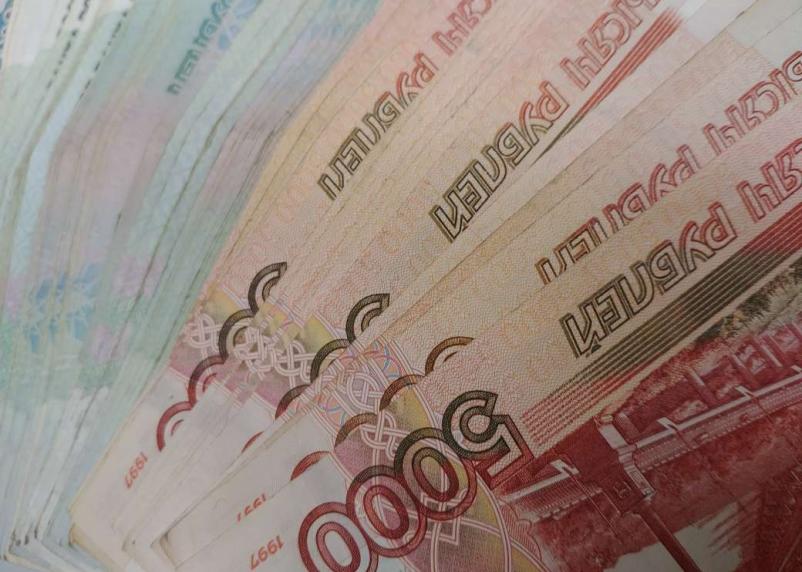10000 рублей в августе 2020